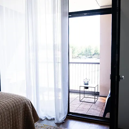 Komeet Studio Apartment Parnu Exterior photo