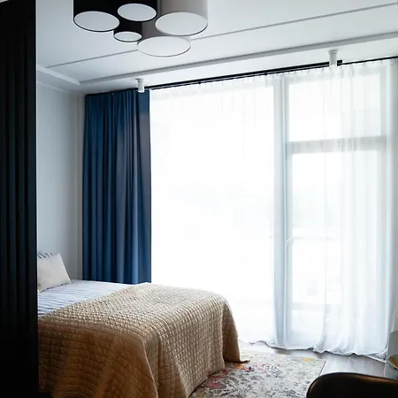 Komeet Studio Apartment Parnu Exterior photo